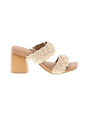 Universal Thread Sandals (view 1)