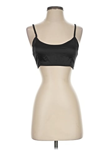 PrettyLittleThing Sports Bra (view 1)