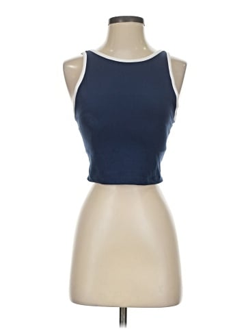 Yogalicious Sleeveless Top (view 1)
