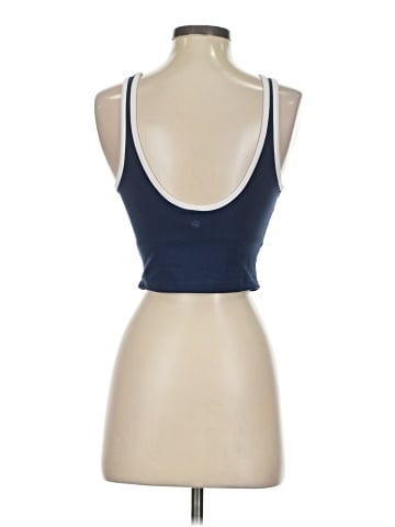 Yogalicious Sleeveless Top (view 2)