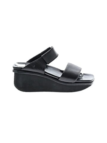 Unbranded Wedges (view 1)
