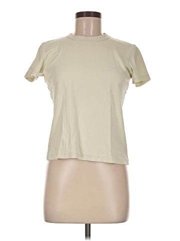 Uniqlo Short Sleeve T-Shirt (view 1)