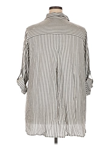 Velvet Heart 3/4 Sleeve Button-Down Shirt (view 2)