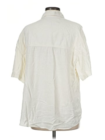 Abercrombie & Fitch Short Sleeve Button-Down Shirt (view 2)