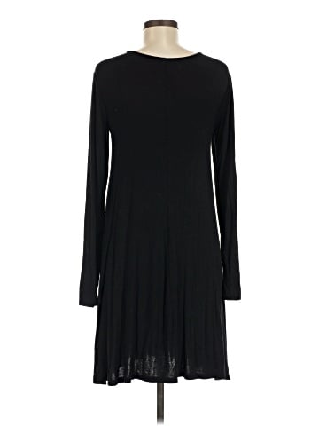 Old Navy Casual Dress (view 2)