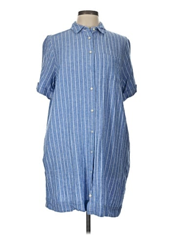 Old Navy Casual Dress (view 1)