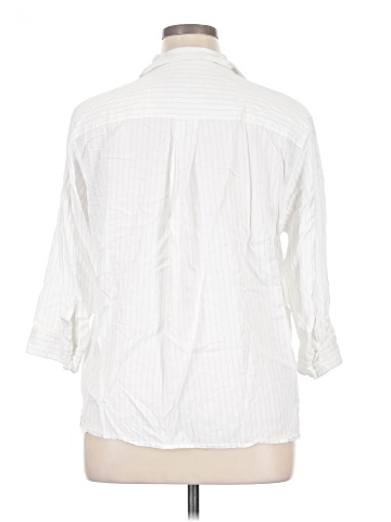 Uniqlo 3/4 Sleeve Button-Down Shirt (view 2)