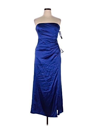 Blondie Nites Cocktail Dress (view 1)