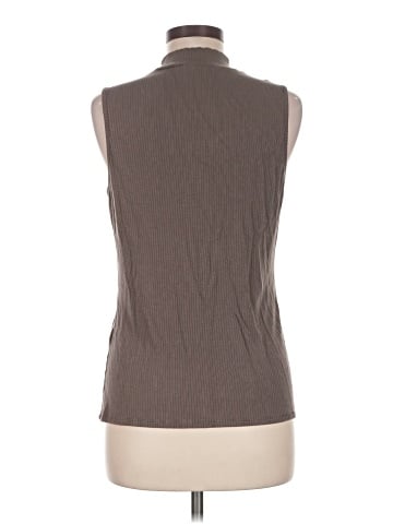 Cyrus Sleeveless T-Shirt (view 2)
