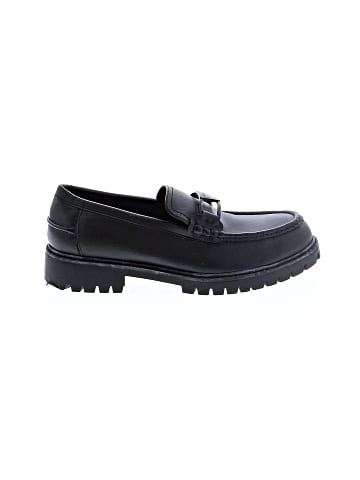Guess Flats (view 1)