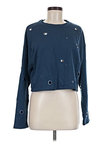 Alo Yoga Pullover Sweater (view 1)