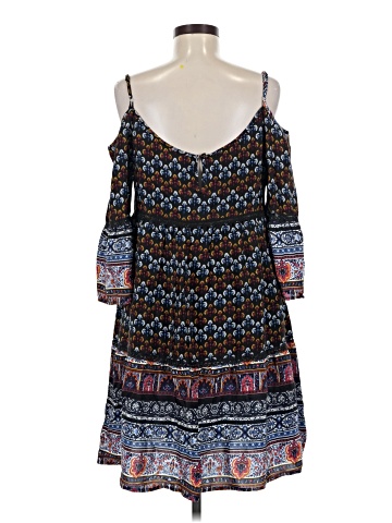 Willow & Clay Casual Dress (view 2)