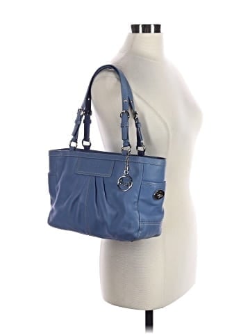 Coach Shoulder Bag (view 2)