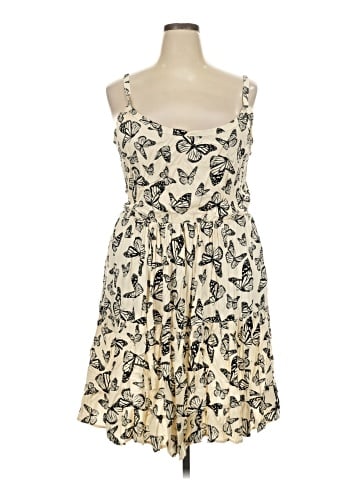 Hot Topic Cocktail Dress (view 1)