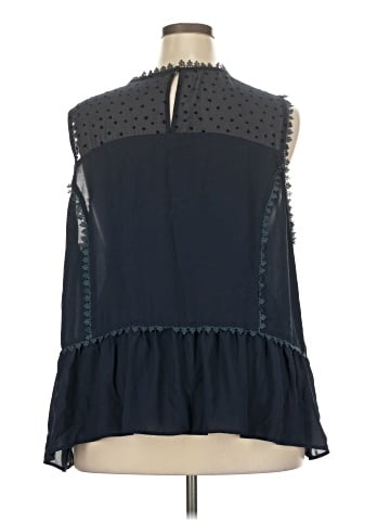 ModCloth Sleeveless Blouse (view 2)