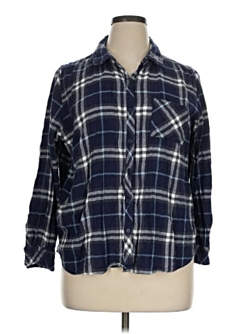 Well Worn 3/4 Sleeve Button-Down Shirt (view 1)