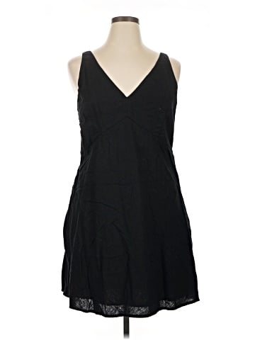 Abercrombie & Fitch Casual Dress (view 1)