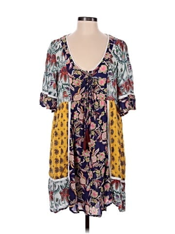 Lilka Casual Dress (view 1)