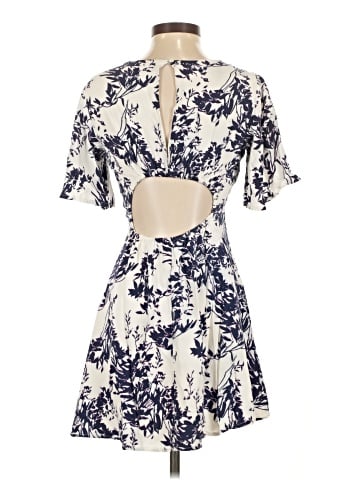Forever 21 Casual Dress (view 2)