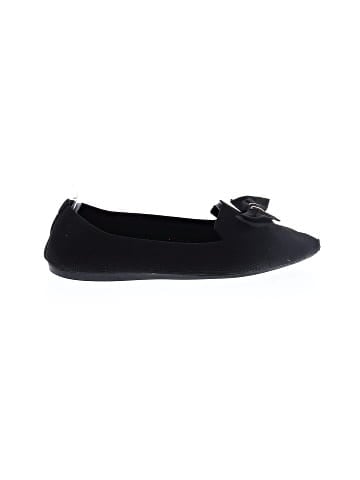 Unbranded Flats (view 1)