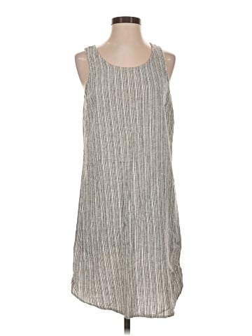 Old Navy Casual Dress (view 1)