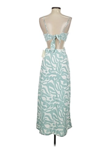 Abercrombie & Fitch Casual Dress (view 2)