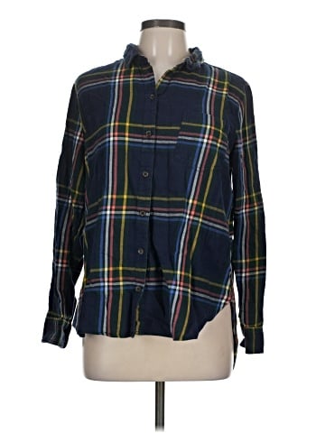 Old Navy Long Sleeve Button-Down Shirt (view 1)