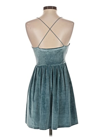 Forever 21 Cocktail Dress (view 2)