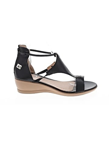 Unbranded Wedges (view 1)
