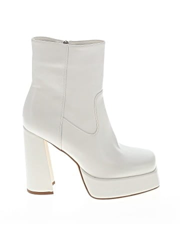 Unbranded Ankle Boots (view 1)