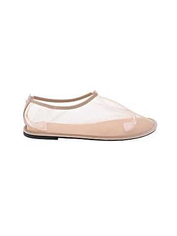 Unbranded Flats (view 1)