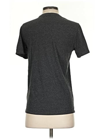 Old Navy Short Sleeve T-Shirt (view 2)