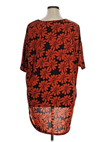 Lularoe Short Sleeve T-Shirt (view 2)
