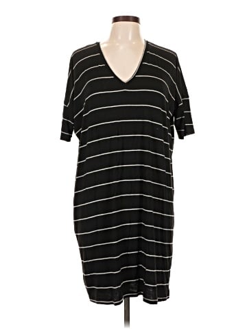 Amour Vert Casual Dress (view 1)