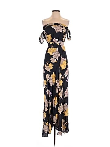 Flynn Skye Casual Dress (view 1)