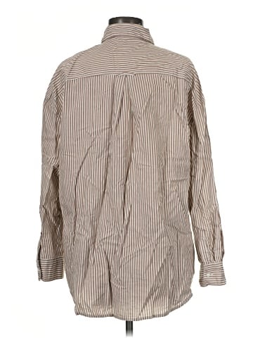 Old Navy Long Sleeve Button-Down Shirt (view 2)
