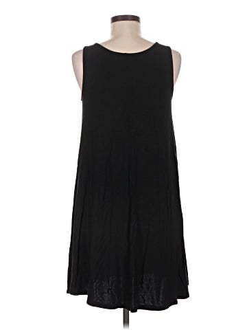 Old Navy Casual Dress (view 2)