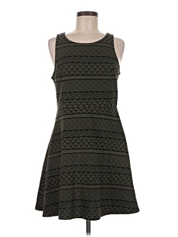 Apt. 9 Casual Dress (view 1)