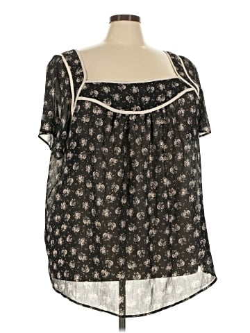 Torrid Short Sleeve Blouse (view 1)