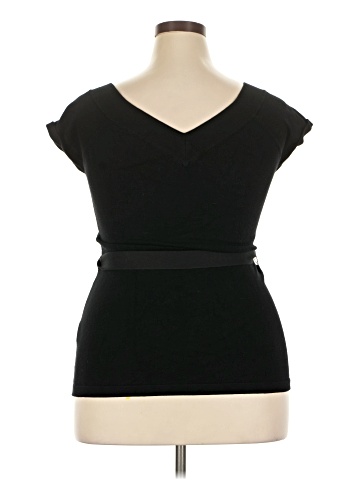 Le Chateau Short Sleeve Top (view 2)