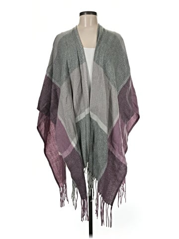 Woolrich Poncho (view 1)
