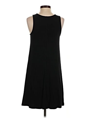 Old Navy Casual Dress (view 2)