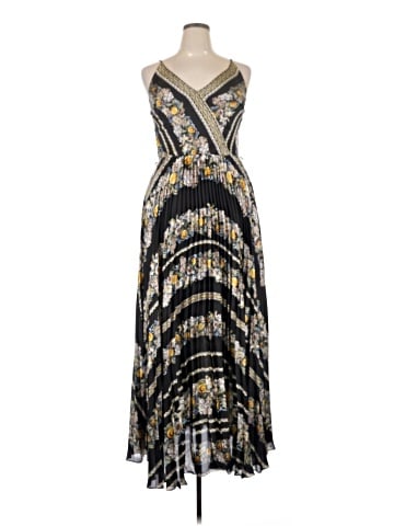 White House Black Market Cocktail Dress (view 1)