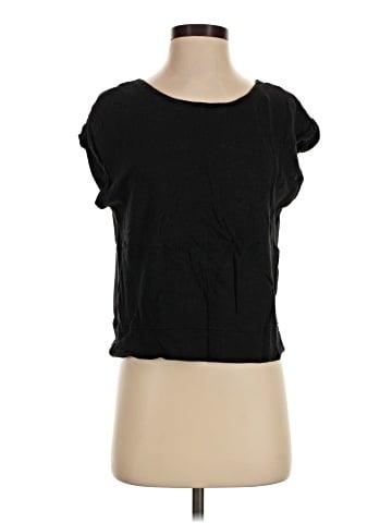 Victoria's Secret Short Sleeve T-Shirt (view 1)