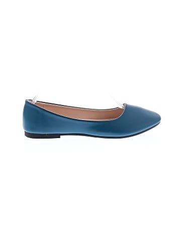 Unbranded Flats (view 1)