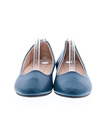 Unbranded Flats (view 2)