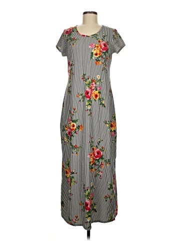 Discreet Casual Dress (view 1)