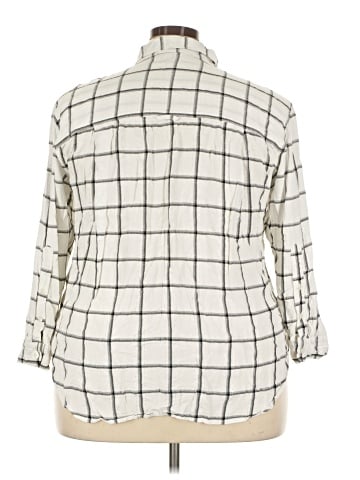 Gloria Vanderbilt 3/4 Sleeve Button-Down Shirt (view 2)