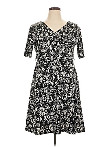 Lucie Lu Casual Dress (view 1)