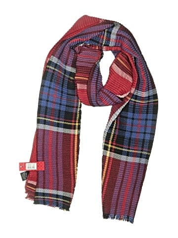 Kelly & Katie Scarf (view 1)